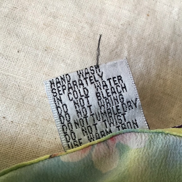 Blouse - Picture 7 of 16